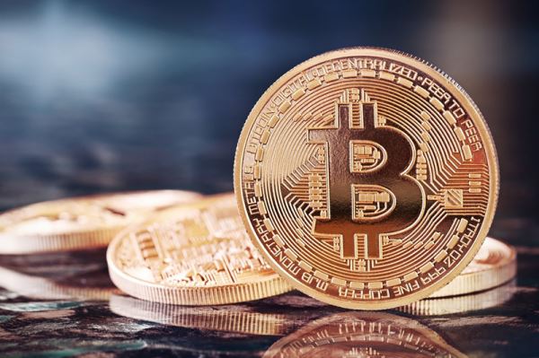 Криптовалюта Эфириум просела на 10% в медвежьей торговле с откатом