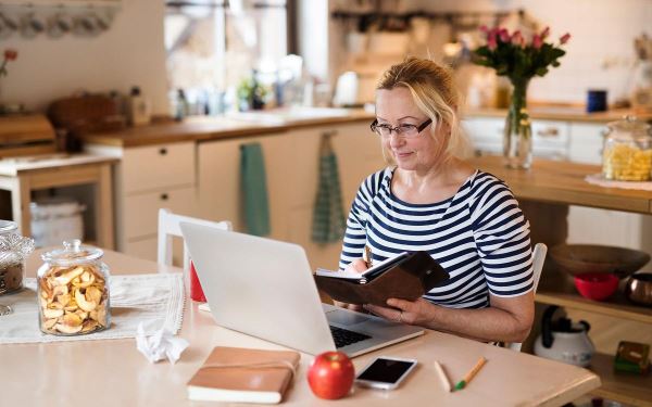 Как быстро заработать деньги: в интернете, без вложений