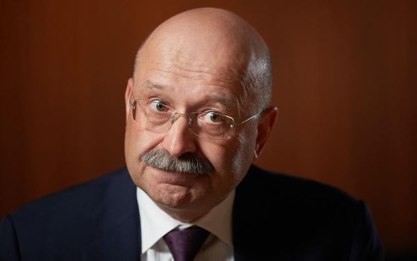 Экономист, экс-глава банка &laquo;ФК Открытие&raquo; Михаил Задорнов посоветовал положить ₽1 млн на вклад в банке
