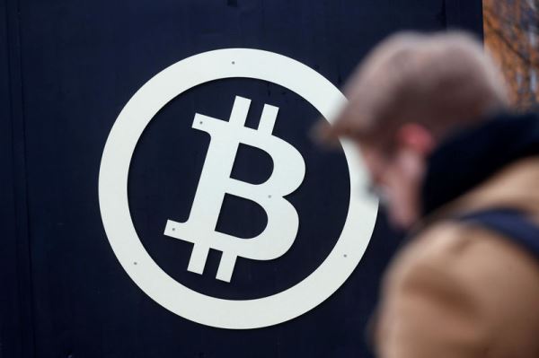 Даже после падения BTC объём торгов спотовых биткоин-ETF вырос на 50%